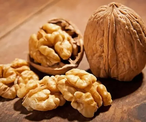 Чому важливо контролювати кількість горіхів у раціоні